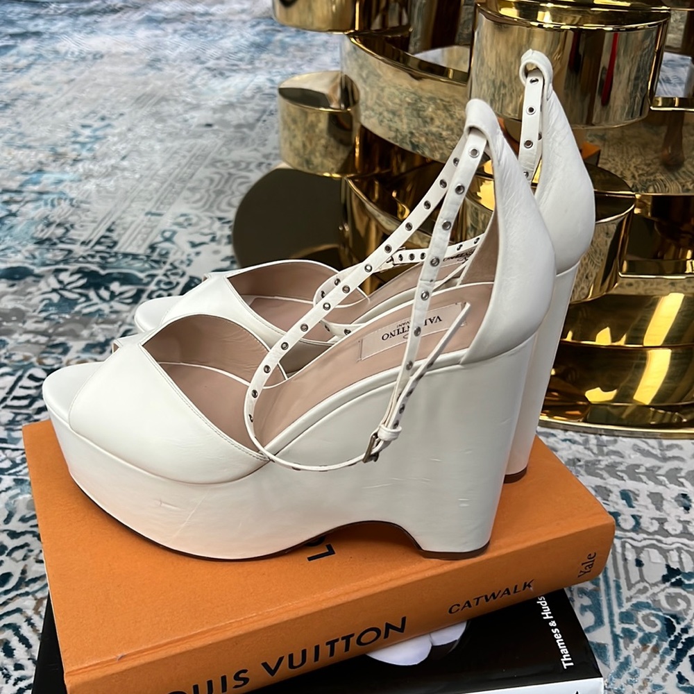 Valentino garavani shoes